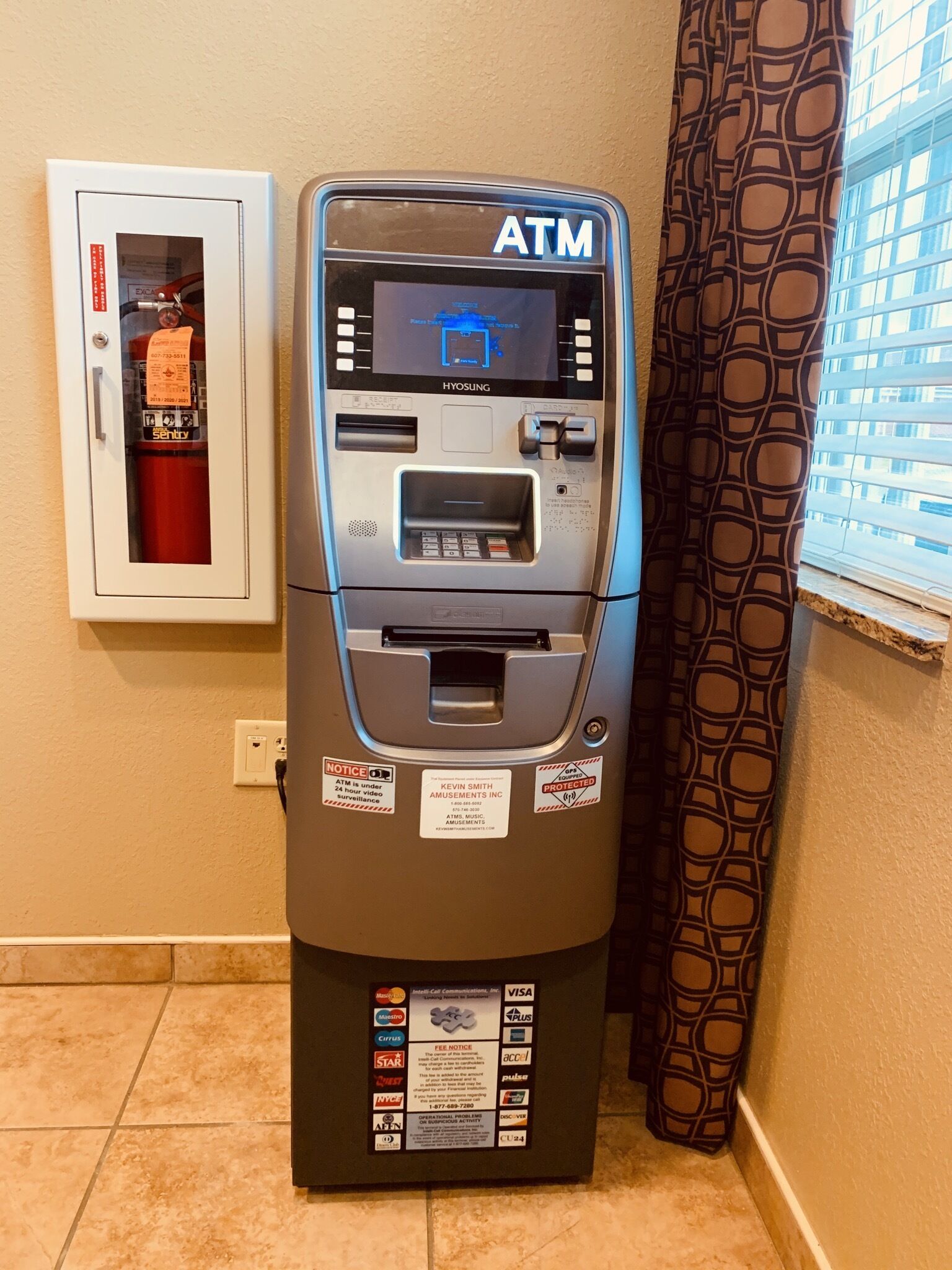 atm/banking on site