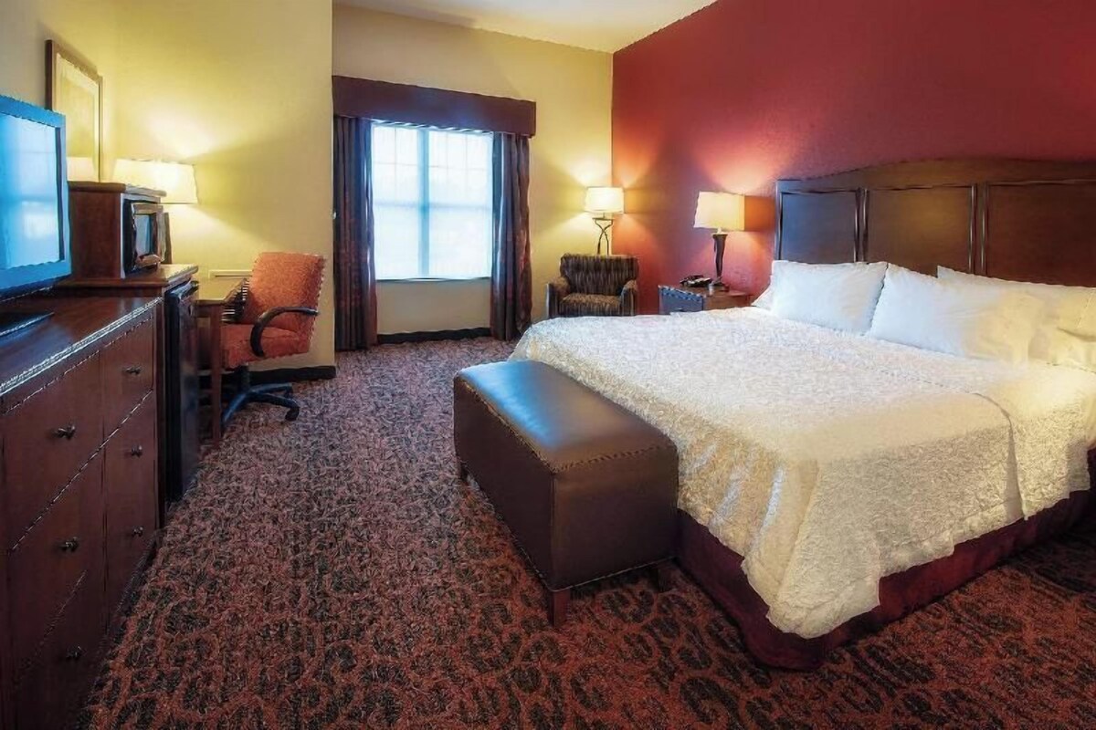 In-room safe, iron/ironing board, free cots/infant beds, alarm clocks