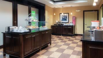 Free daily buffet breakfast