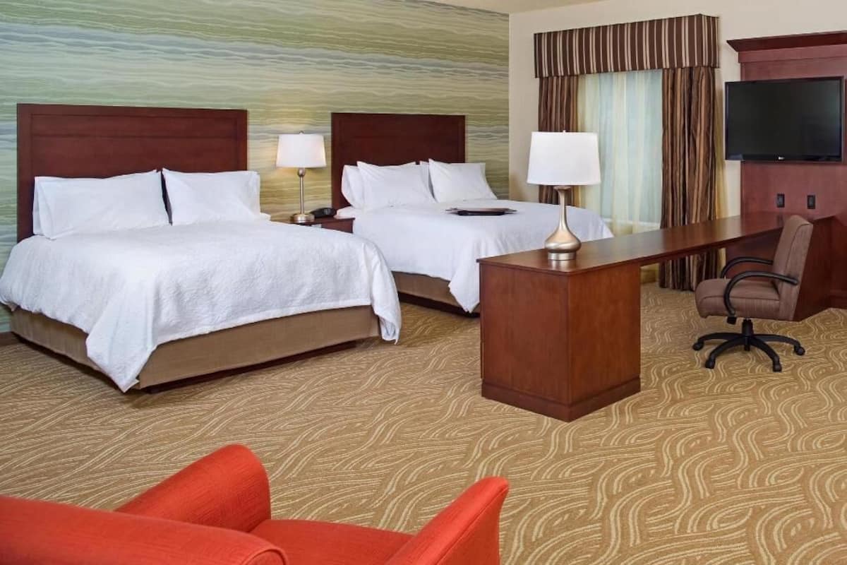 Ropa de cama de alta calidad, edredón, escritorio y cunas gratuitas