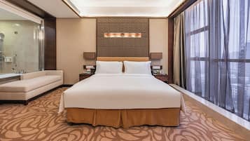 套房, 1 張特大雙人床 (High Floor) | 1 間臥室、客房內保險箱、布置獨特、書桌