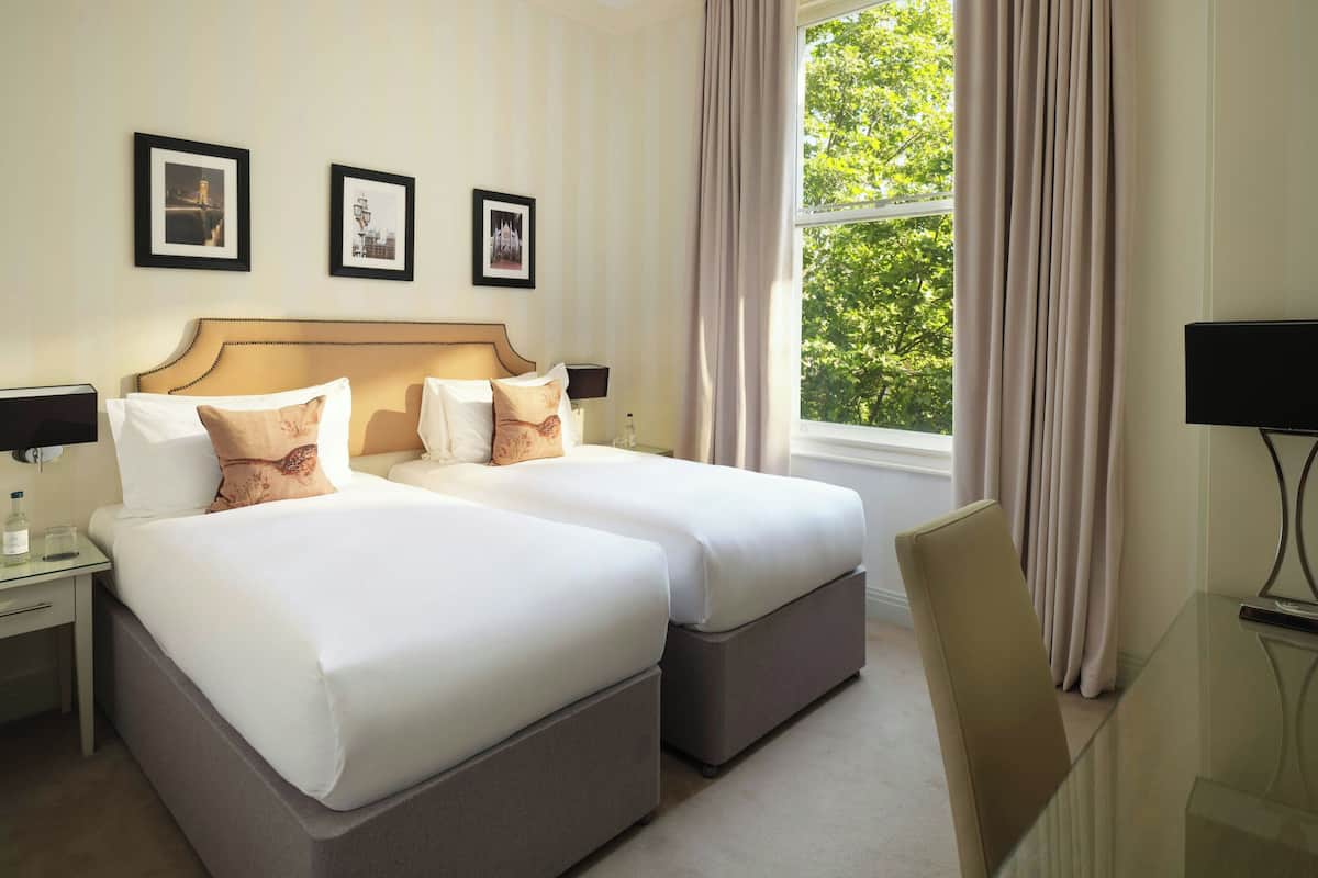 In-room safe, desk, blackout drapes, soundproofing