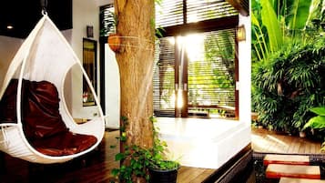 Ma-Kam Villa, 2 bedrooms | Living area