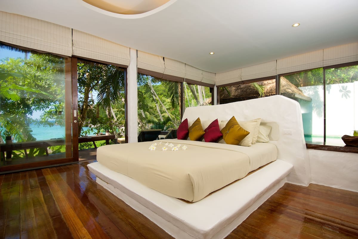 Koi Pool Villa