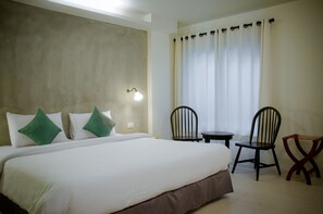 In-room safe, blackout curtains, iron/ironing board - Acca Patong Apartments (Patong)