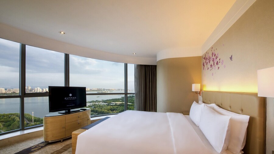 Pullman Linyi Lushang