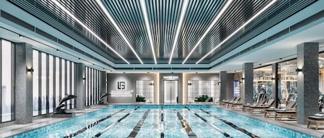 Piscina interna, funciona das 7h às 22h, espreguiçadeiras