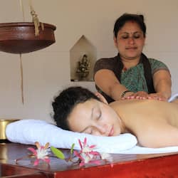 Sauna, hammam, soins corporels, soins du visage, soins ayurvédiques