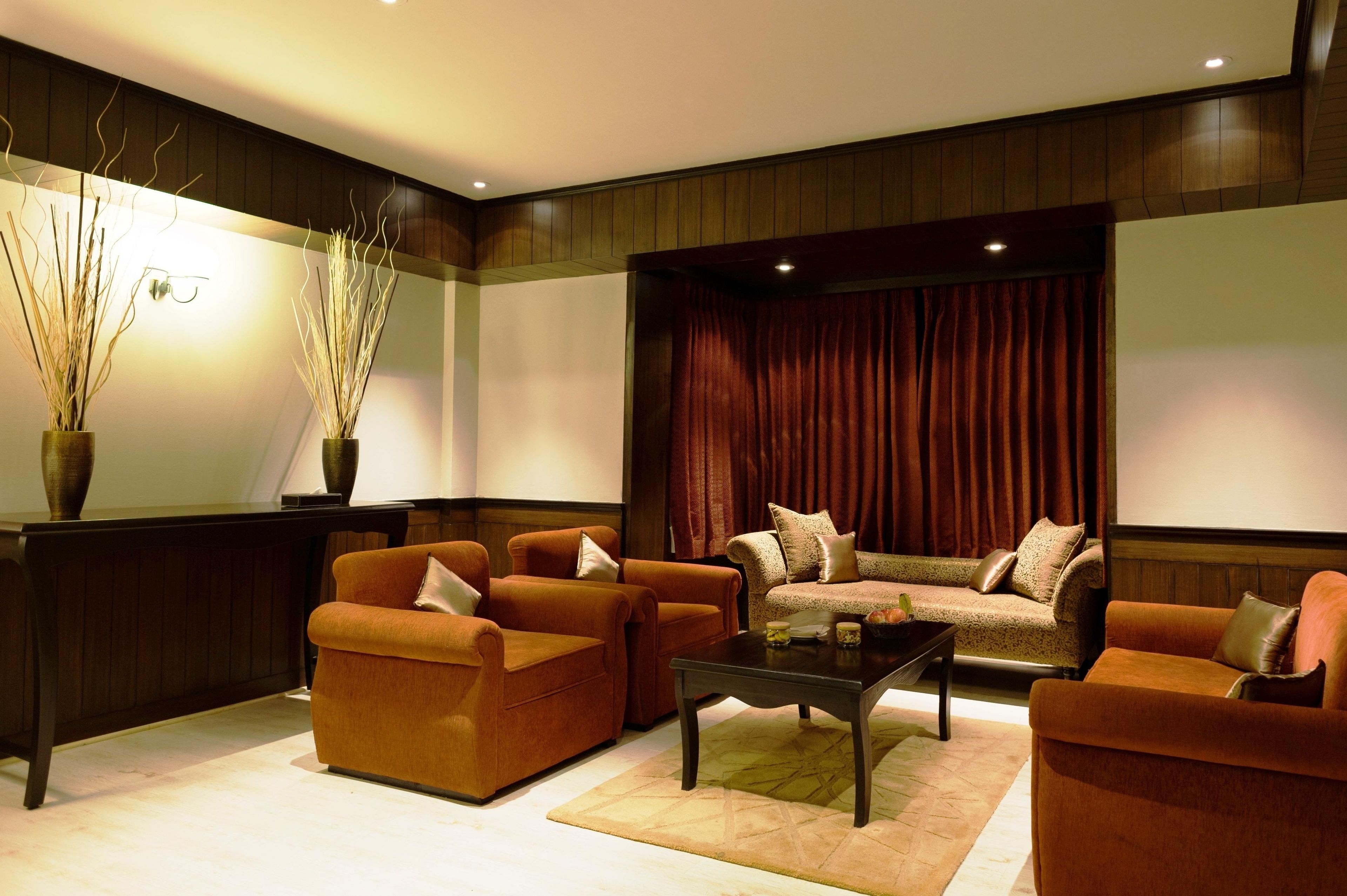 vintage suite | living room | tv