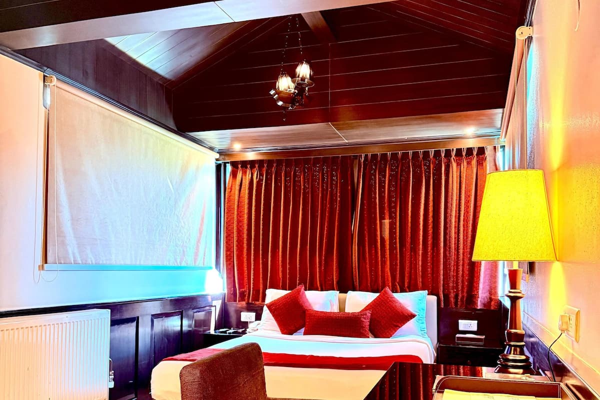 Junior Double Room