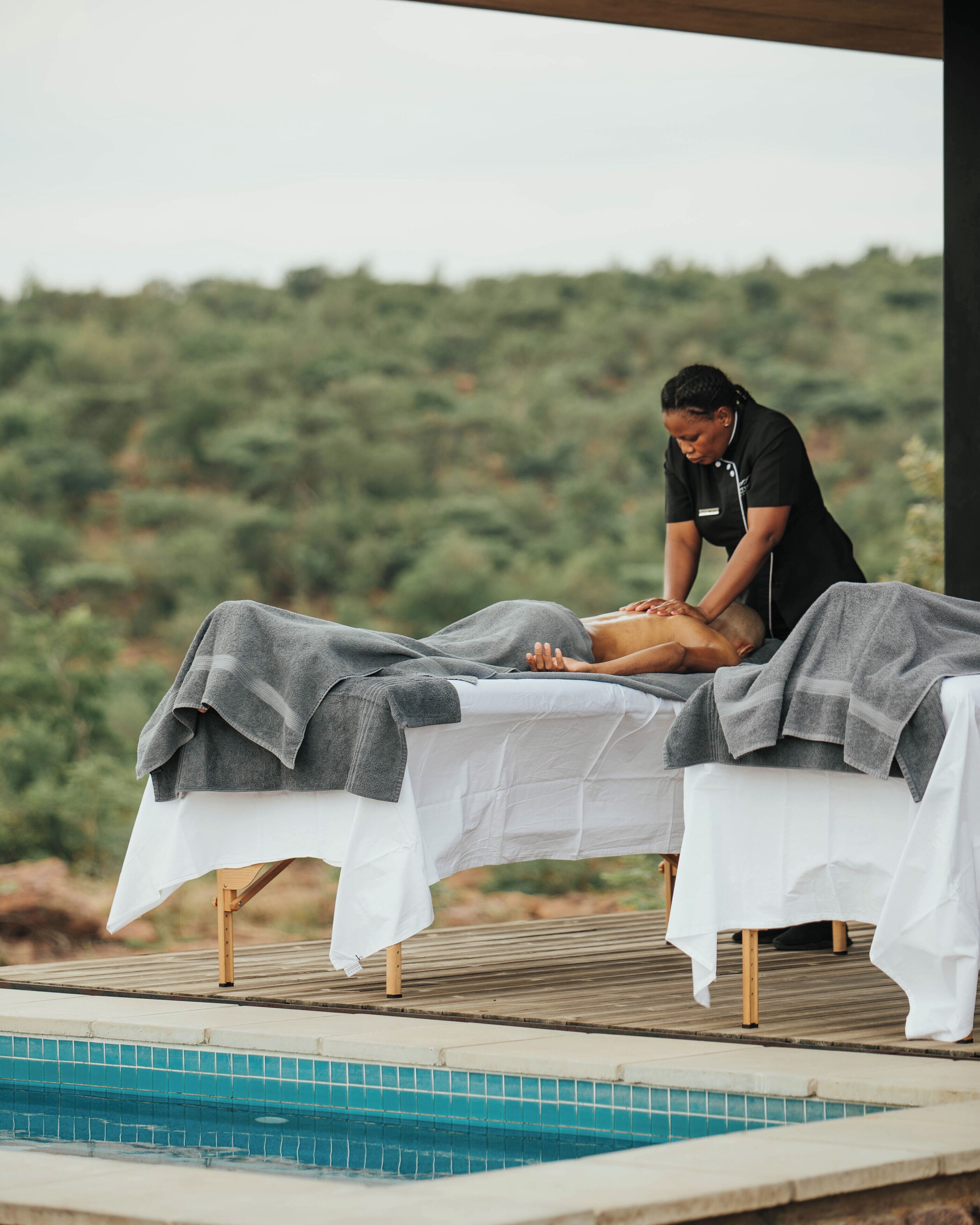 Massage dans la chambre