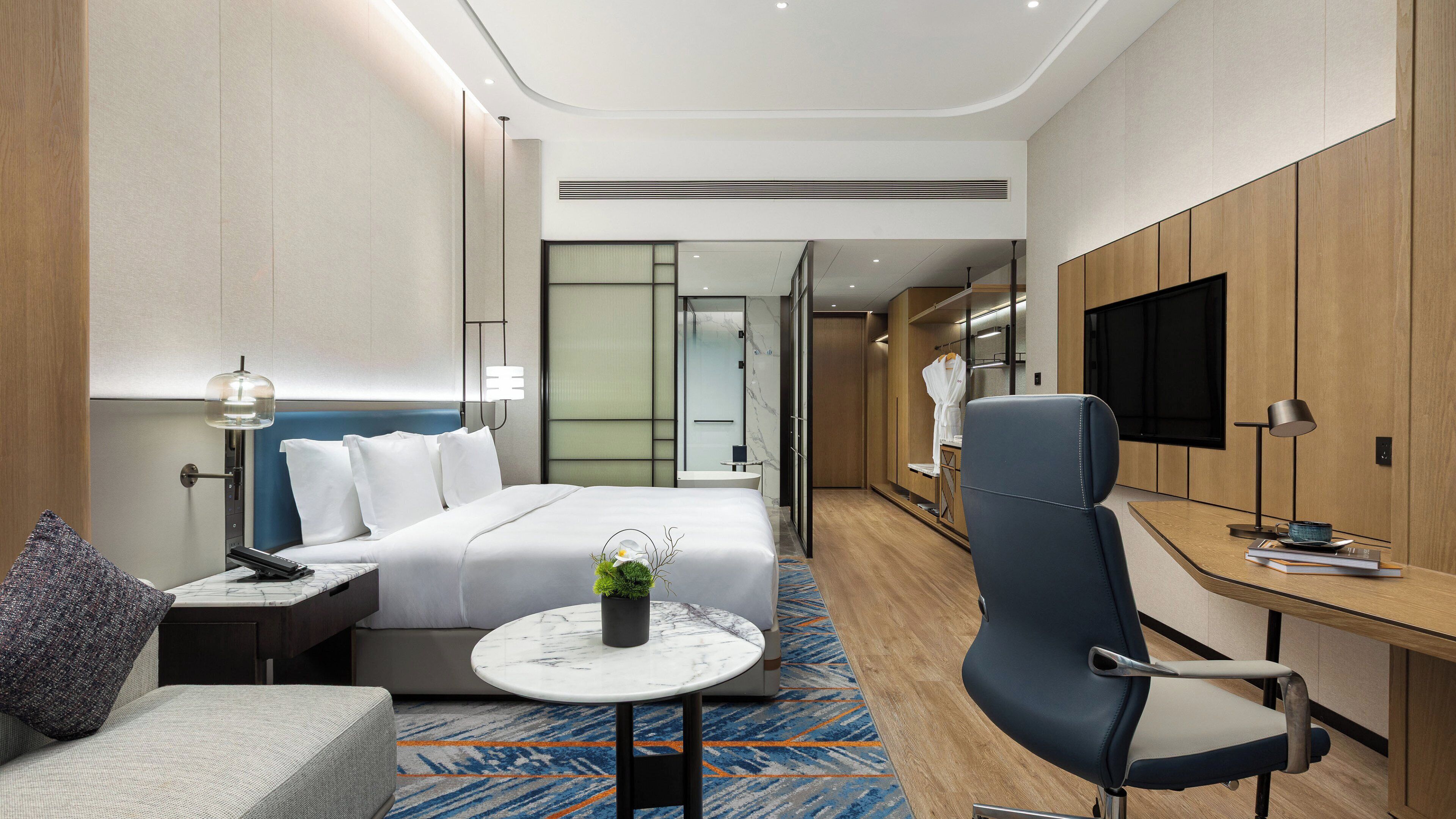 ห  ้องพรีเมียม, เตียงคิงไซส์ 1 เตียง, อ่างอาบน้ำ | มินิบาร์, อินเทอร์เน็ตแบบใช้สาย (ฟรี)