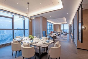 迷你吧、免費有線上網