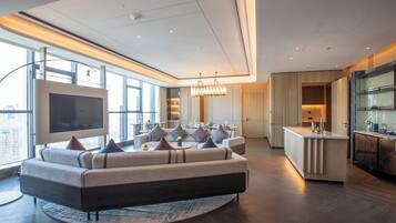 Minibar y internet por cable gratis