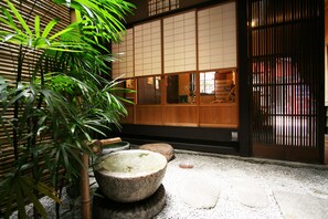 บริเวณภายนอก