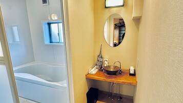 Studio Apartment (Tsubaki), Non Smoking | Bathroom | Hair dryer, towels