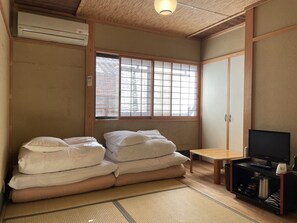 Iron/ironing board, free WiFi - Nagomi Ryokan Yuu (Kyoto)