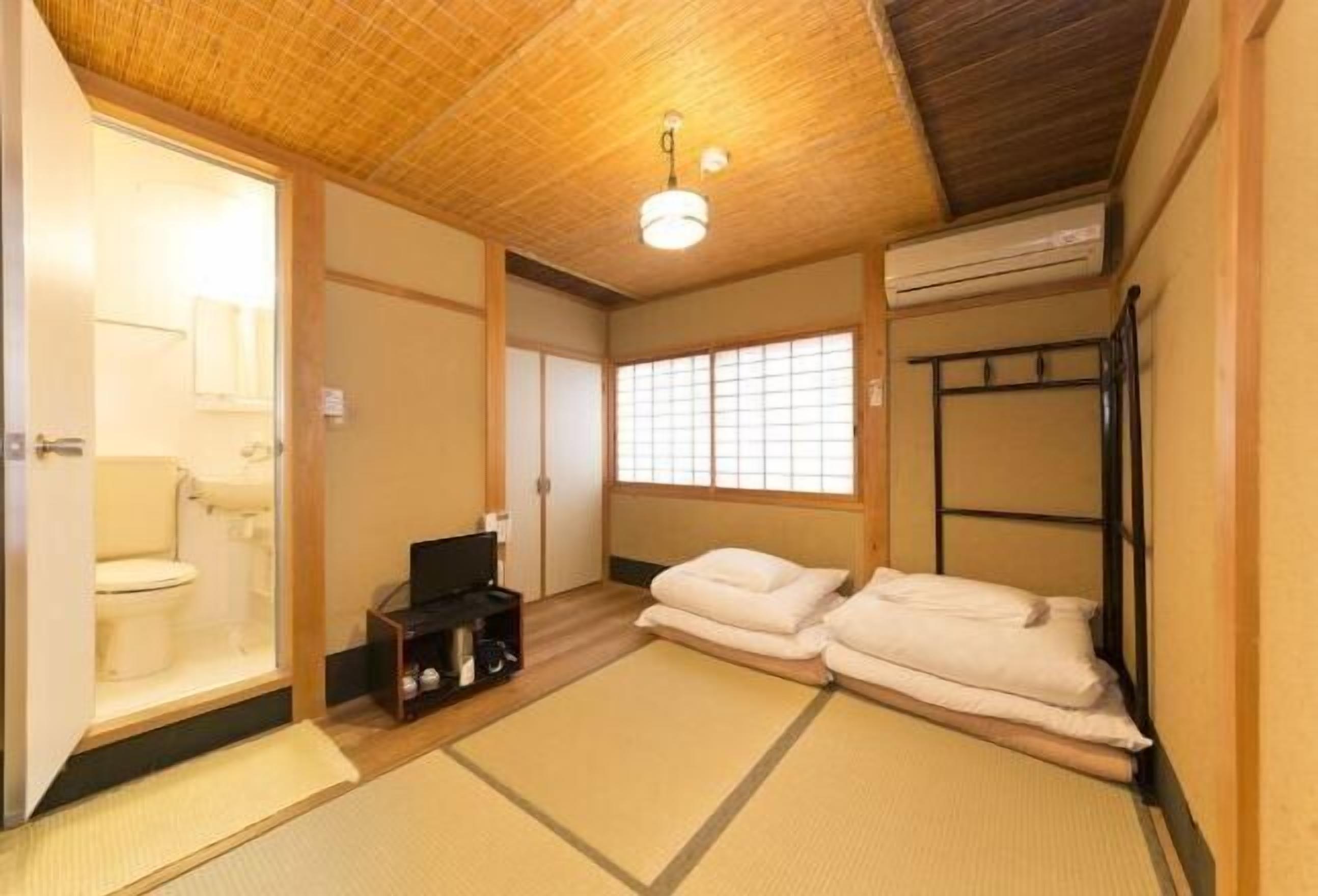 Iron/ironing board, free WiFi