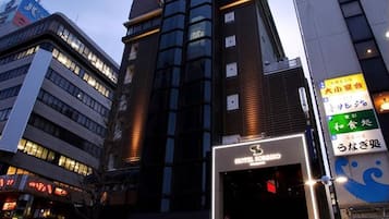 Front of property - evening/night