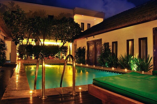 Piscina externa