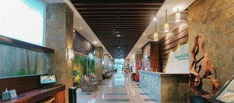 Grand Ixora Kuta Resort