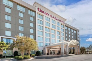 Exterior - Drury Plaza Hotel Valdosta (Valdosta)