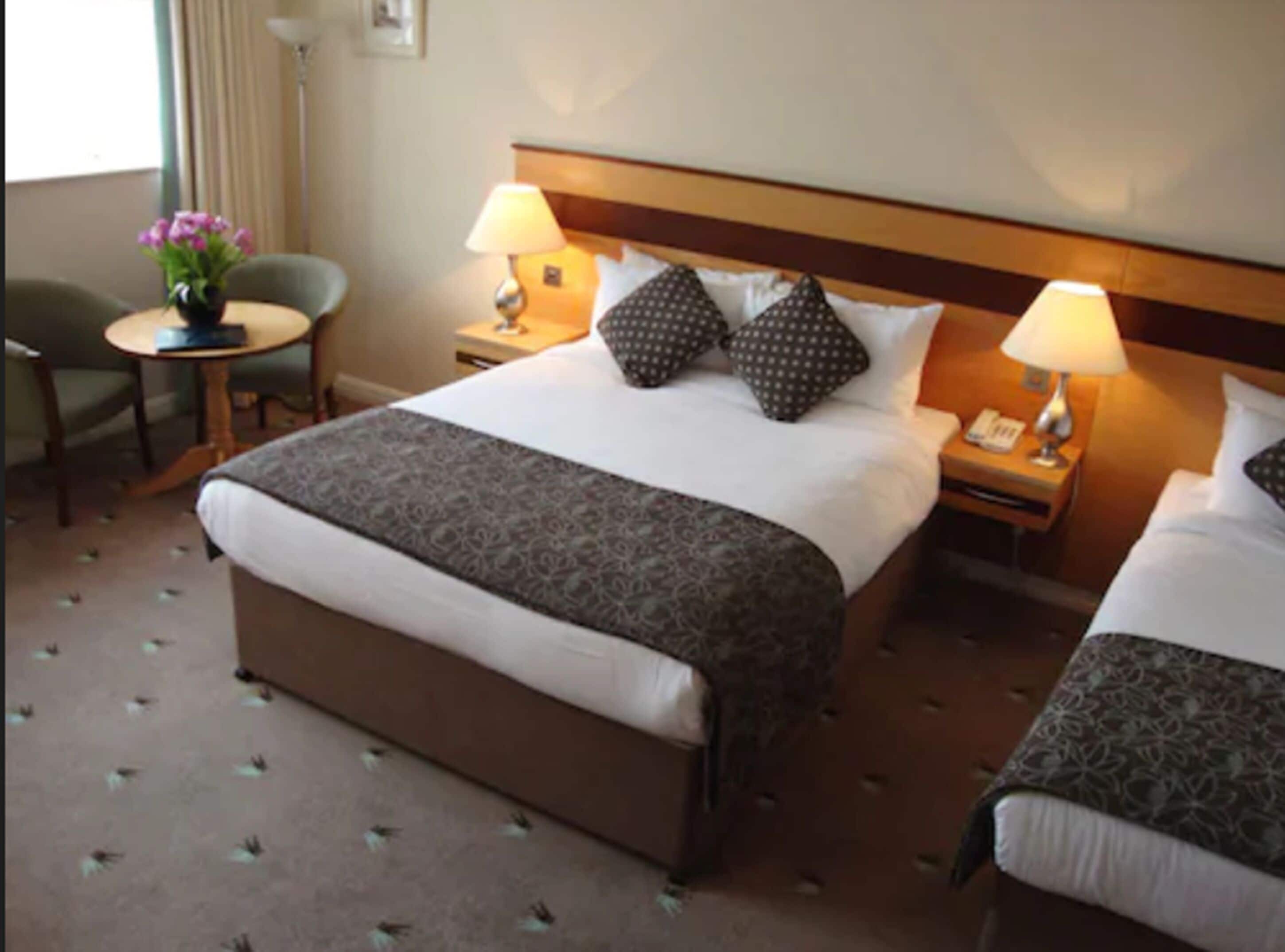 hypo-allergenic bedding, in-room safe, desk, laptop workspace