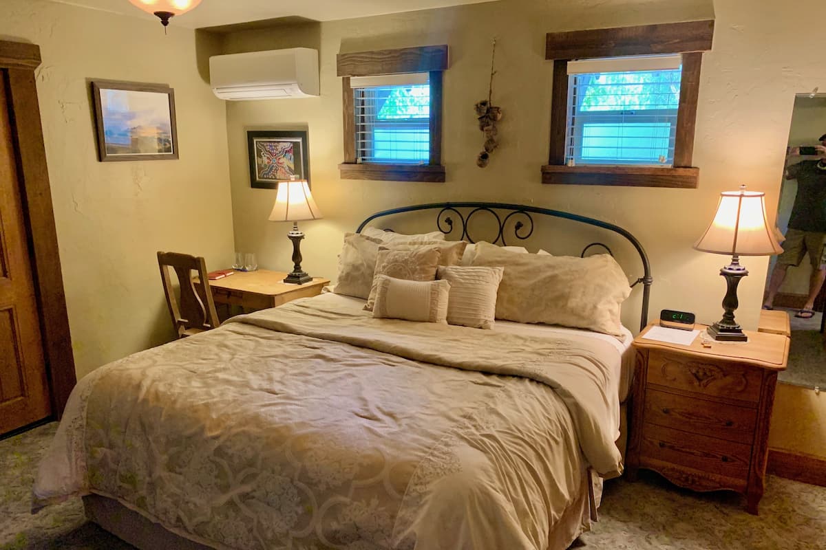Room, 1 King Bed