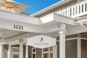 Front of property - Polo House and Bungalows (Santa Ynez)