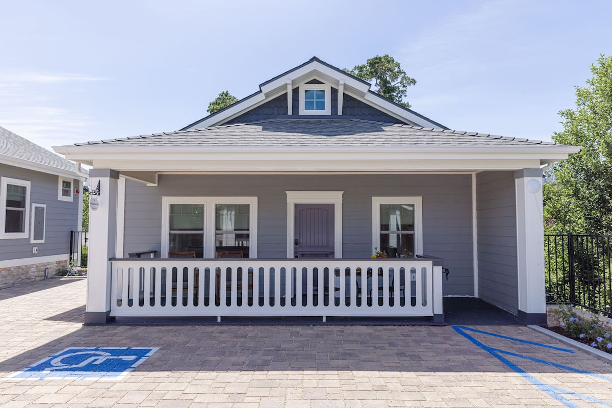 Meadowvale ADA | Terrace/patio