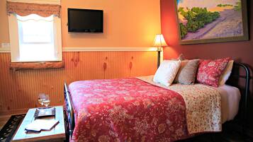 ملاءات من القطن المصري وأغطية فراش متميزة وأسرّة بطبقة علوية مريحة