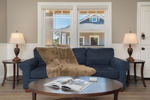 Madera | Living area - Polo House and Bungalows (Santa Ynez)