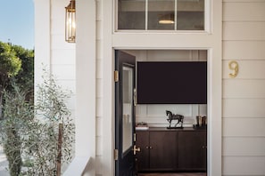 Brick Barn by Polo House and Bungalows | Egyptian cotton sheets, premium bedding, pillowtop beds, minibar - Polo House and Bungalows (Santa Ynez)