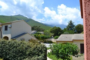 Quang cảnh nhìn từ nơi lưu trú