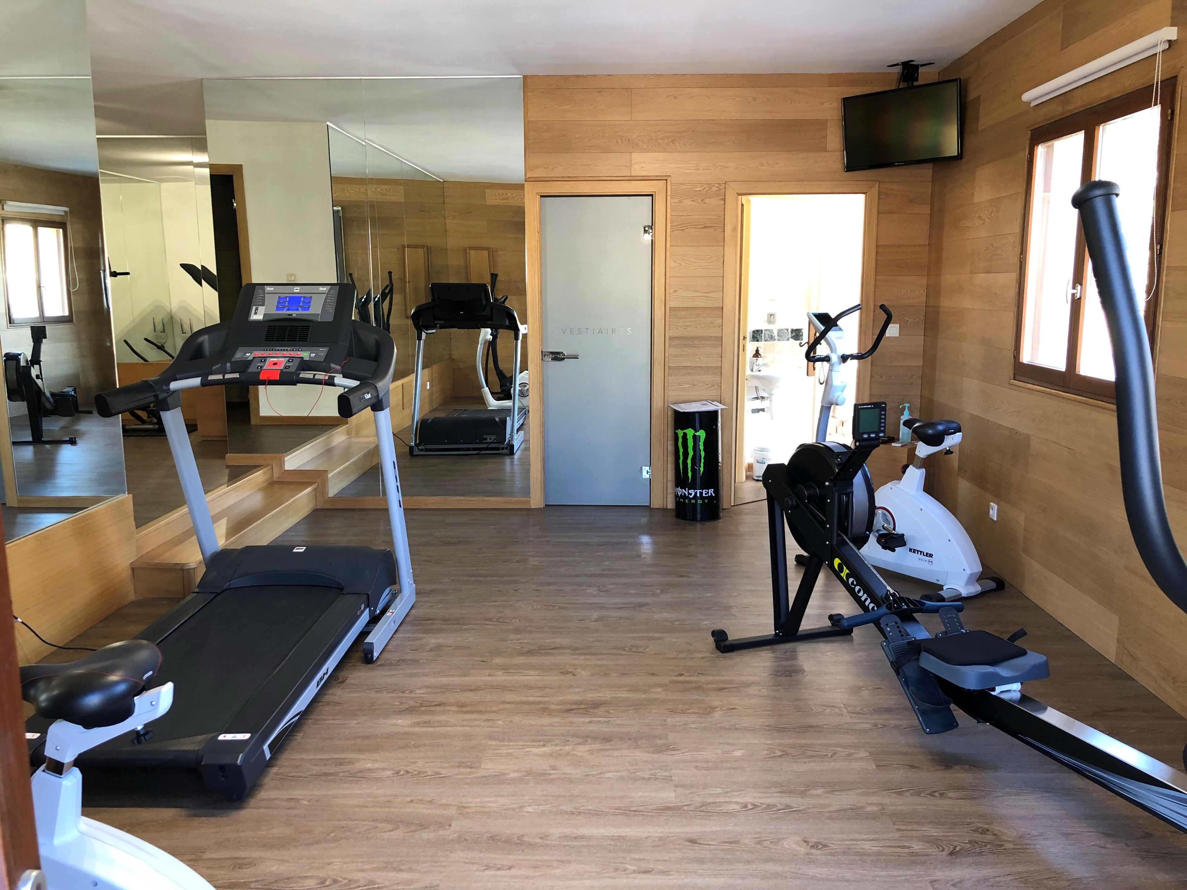 fitness studio