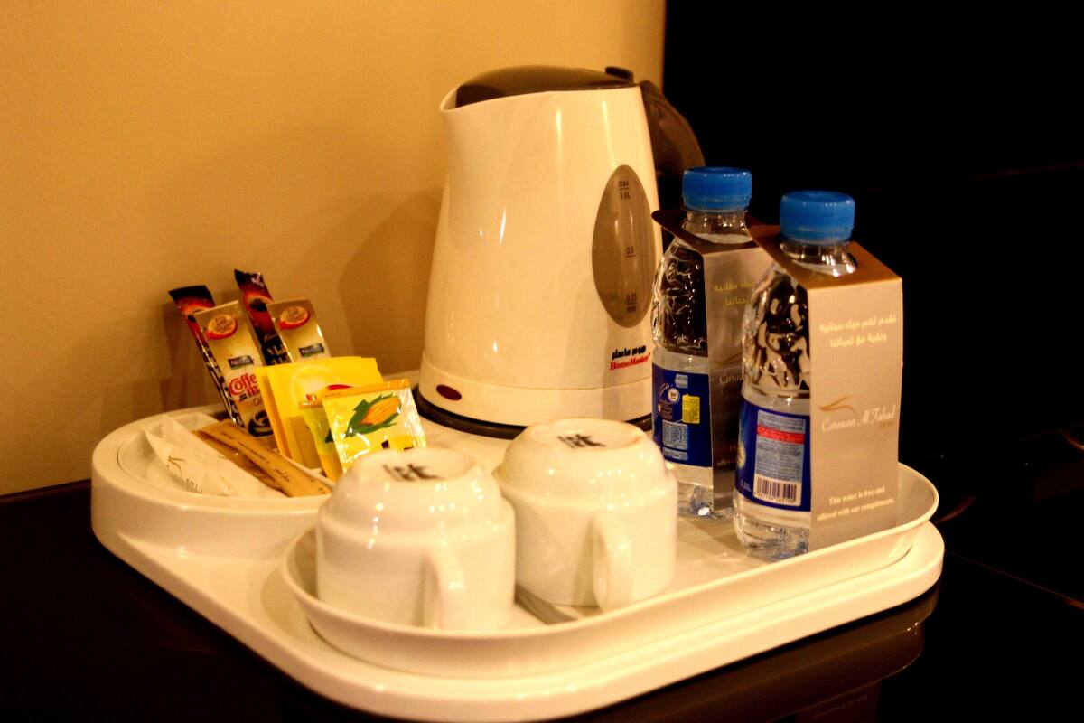 Kopi dan/atau pembancuh kopi