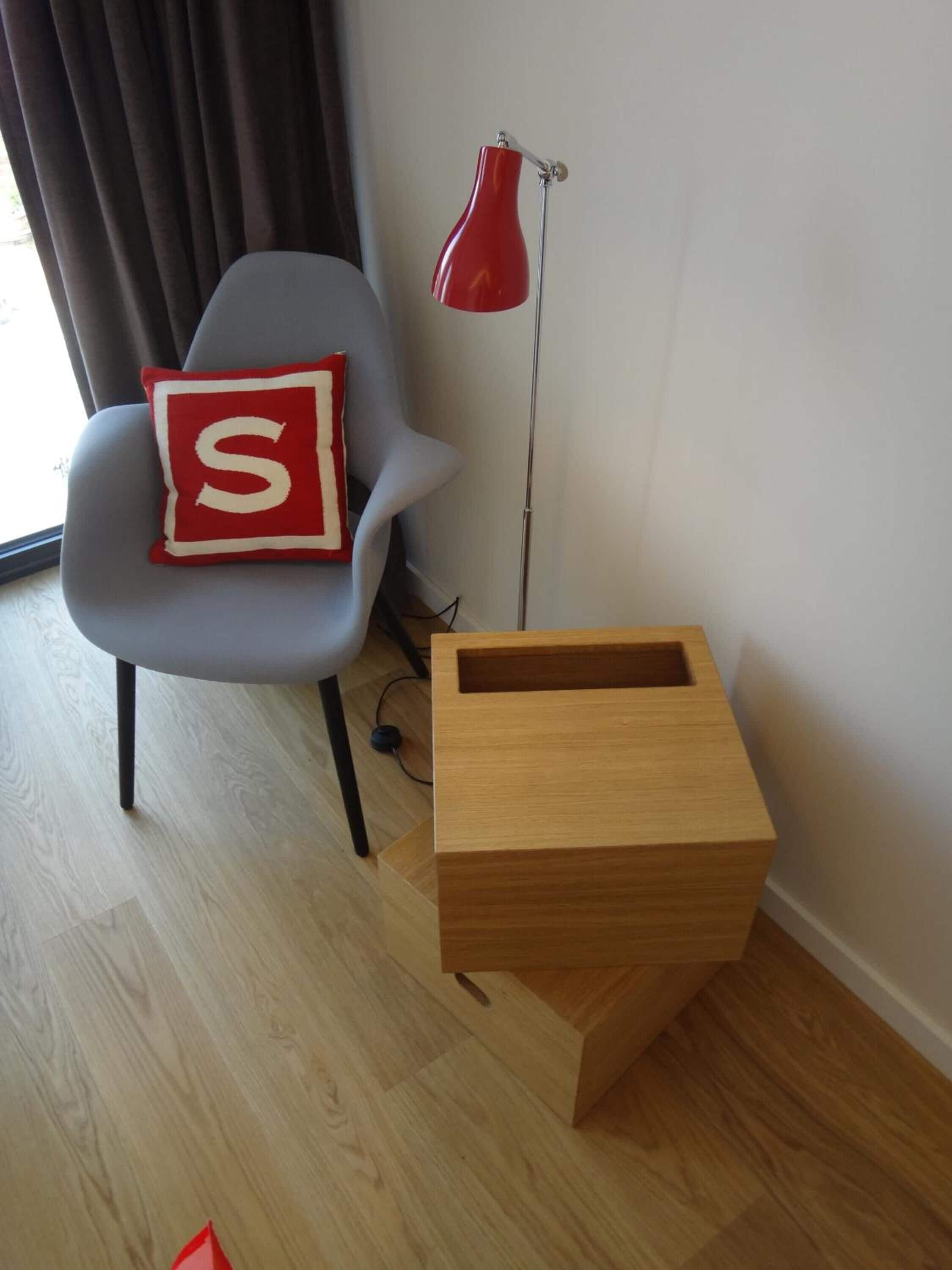 premium bedding, pillow-top beds, in-room safe, individually decorated