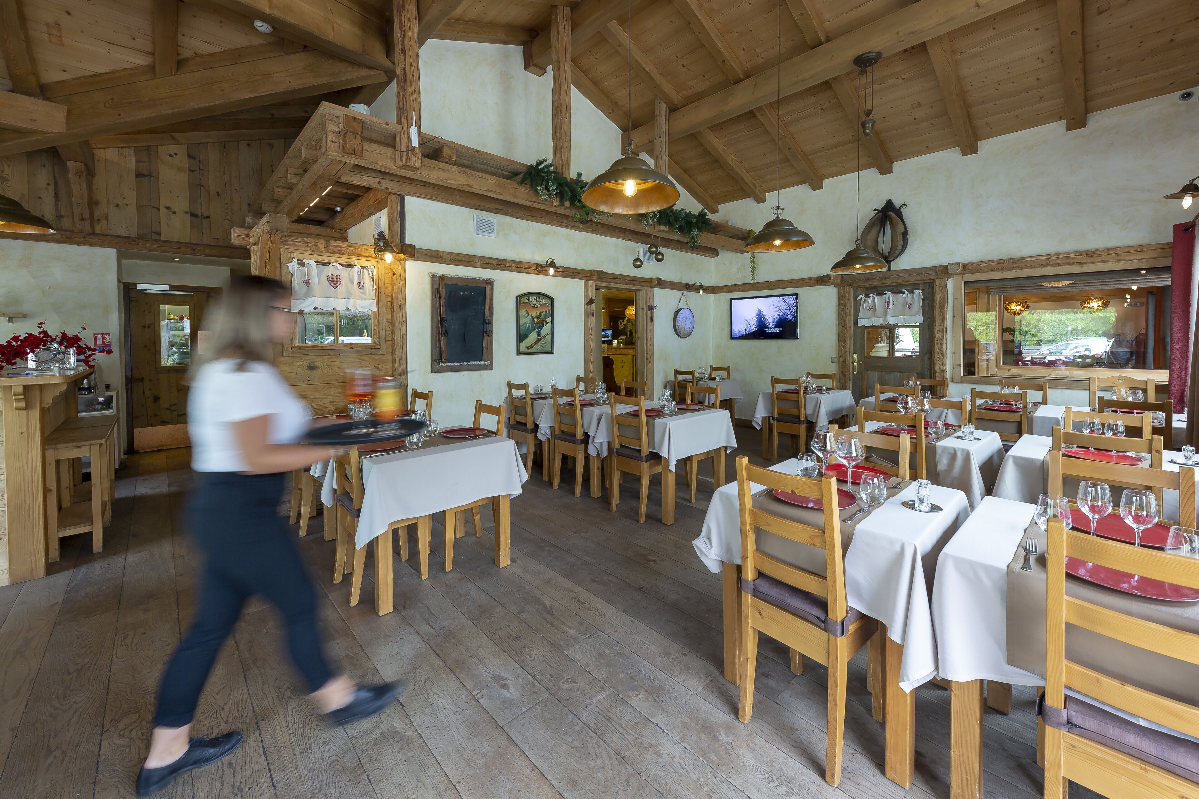 lunch and dinner served, local cuisine