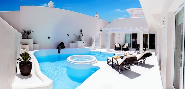 Outdoor pool - Bahiazul Resort Fuerteventura (La Oliva)