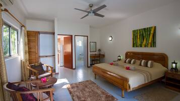 1 bedroom, hypo-allergenic bedding, Select Comfort beds, in-room safe