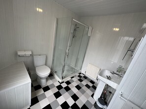 Fer et planche à repasser, lits bébé (en supplément), Wi-Fi gratuit