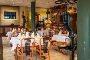 Daily buffet breakfast (EUR 15 per person)