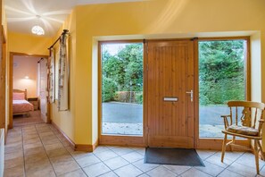 Literie de qualité supérieure, décoration personnalisée, bureau