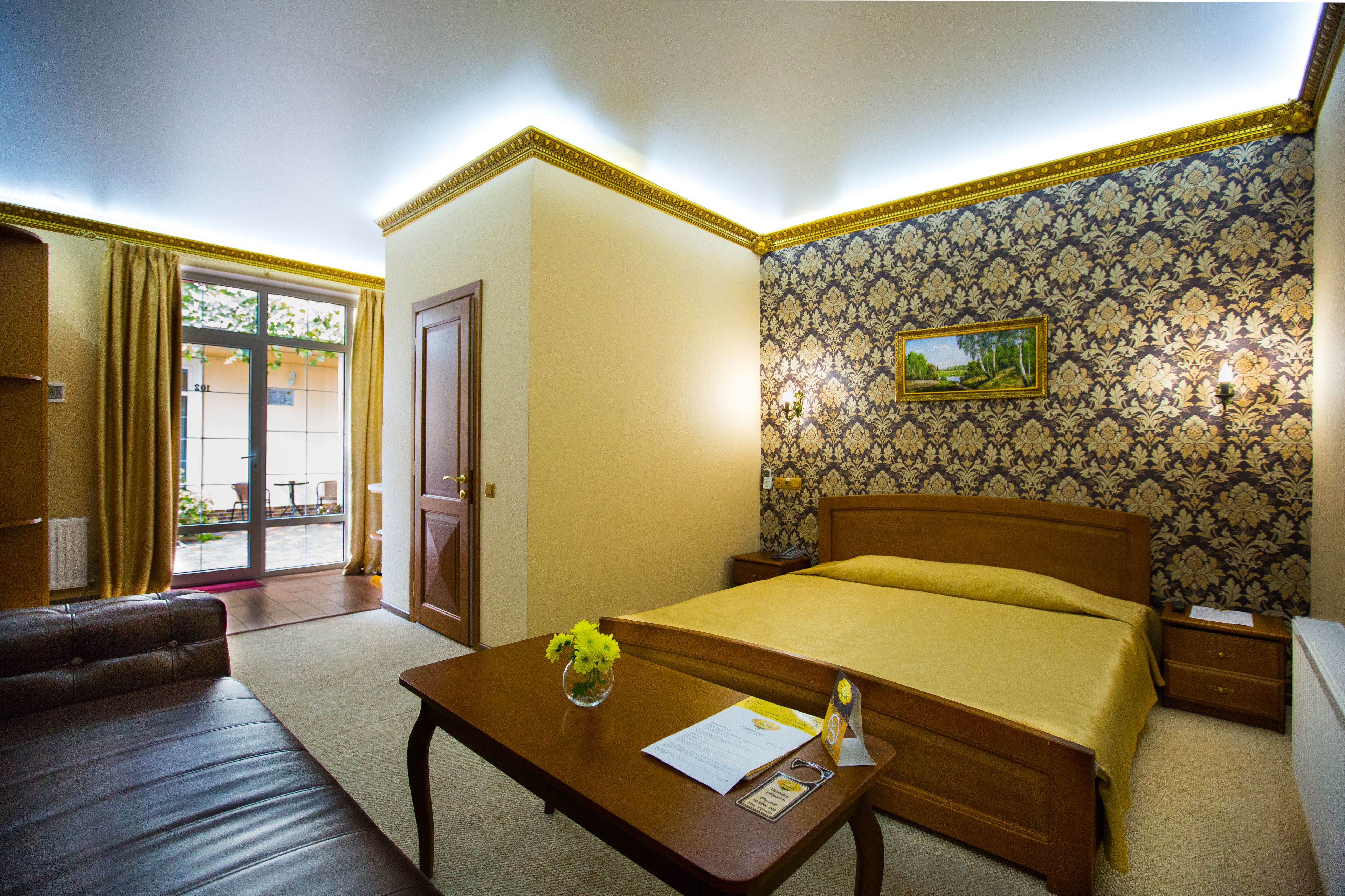 Superior Double Room, 1 Bedroom, Kitchen, Ground Floor | Premium bedding, minibar, in-room safe, desk