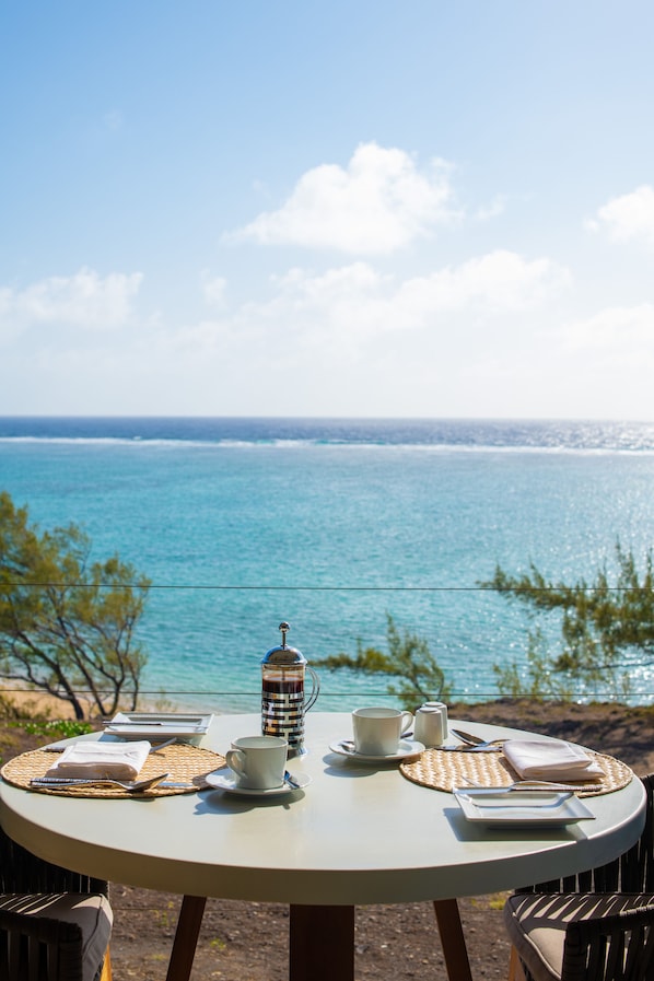 International cuisine, sea views - Constance Tekoma. Rodrigues (Rodrigues Island)