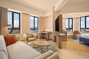 华丽客房, 1 张特大床 | 免费高速有线上网