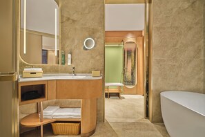 Free toiletries - Hilton Garden Inn Yingkou Zhanqian (Yingkou)