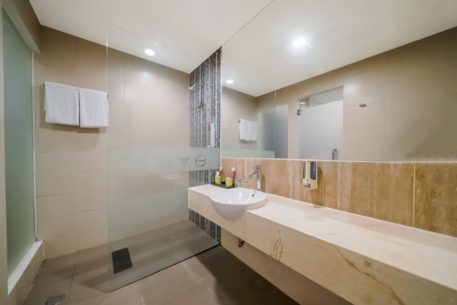 Photo - favehotel Pluit Junction