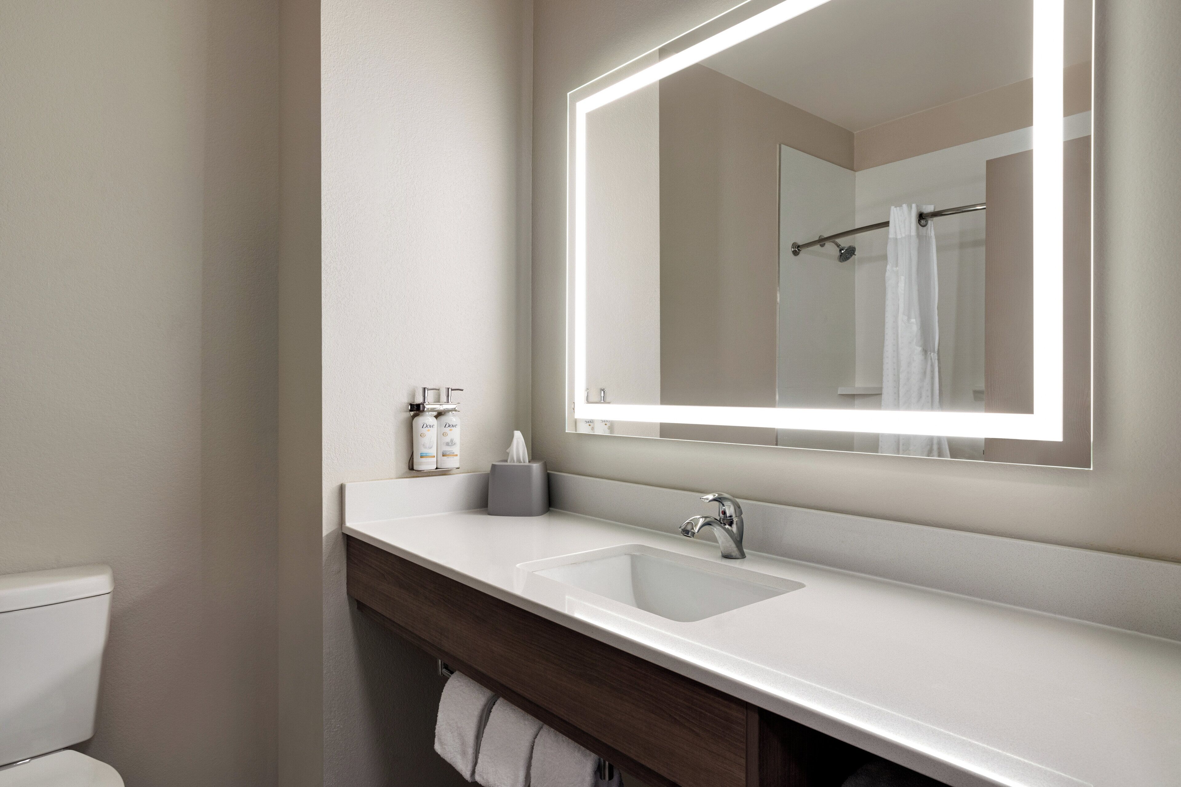 Standard Room, 2 Queen Beds | Bathroom | Combined shower/tub, free toiletries, hair dryer, towels