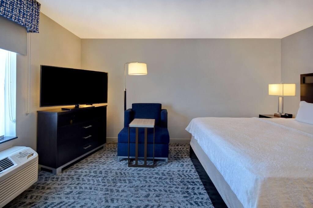 Premium bedding, in-room safe, iron/ironing board, rollaway beds